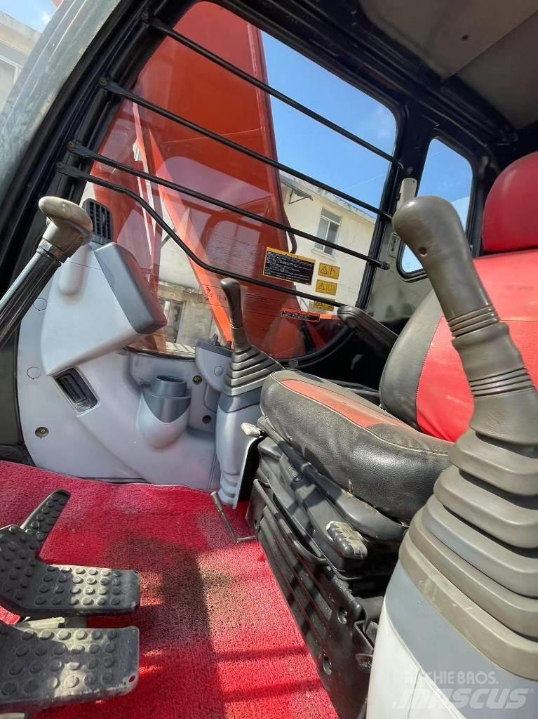 Hitachi ZX 120 Gravemaskiner på larvebånd