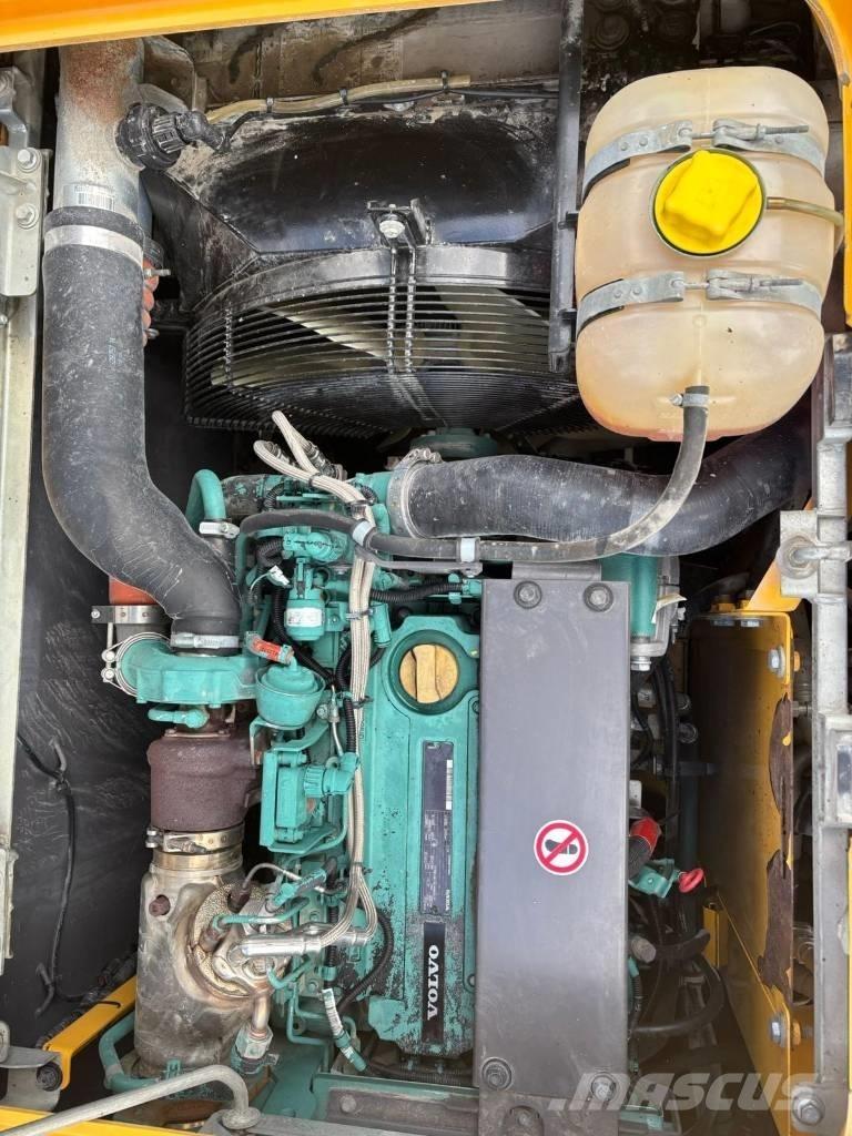 Volvo EW 140 D Gravemaskiner på hjul