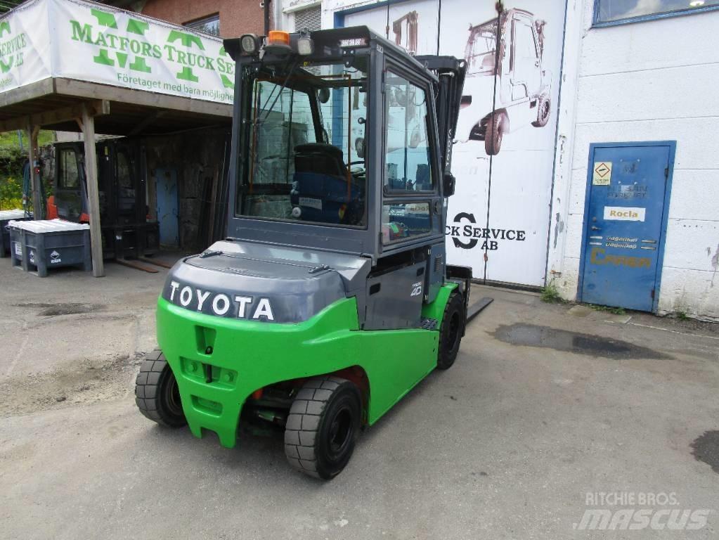 Toyota Elmotvikt El gaffeltrucks