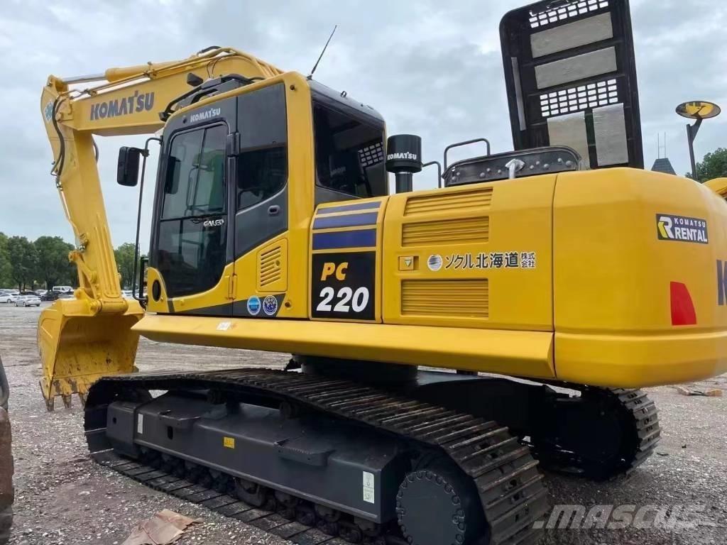 Komatsu PC220-8 Gravemaskiner på larvebånd