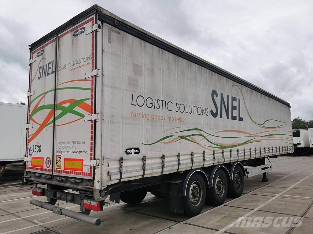 Van Hool A3C002 Semi-trailer med Gardinsider
