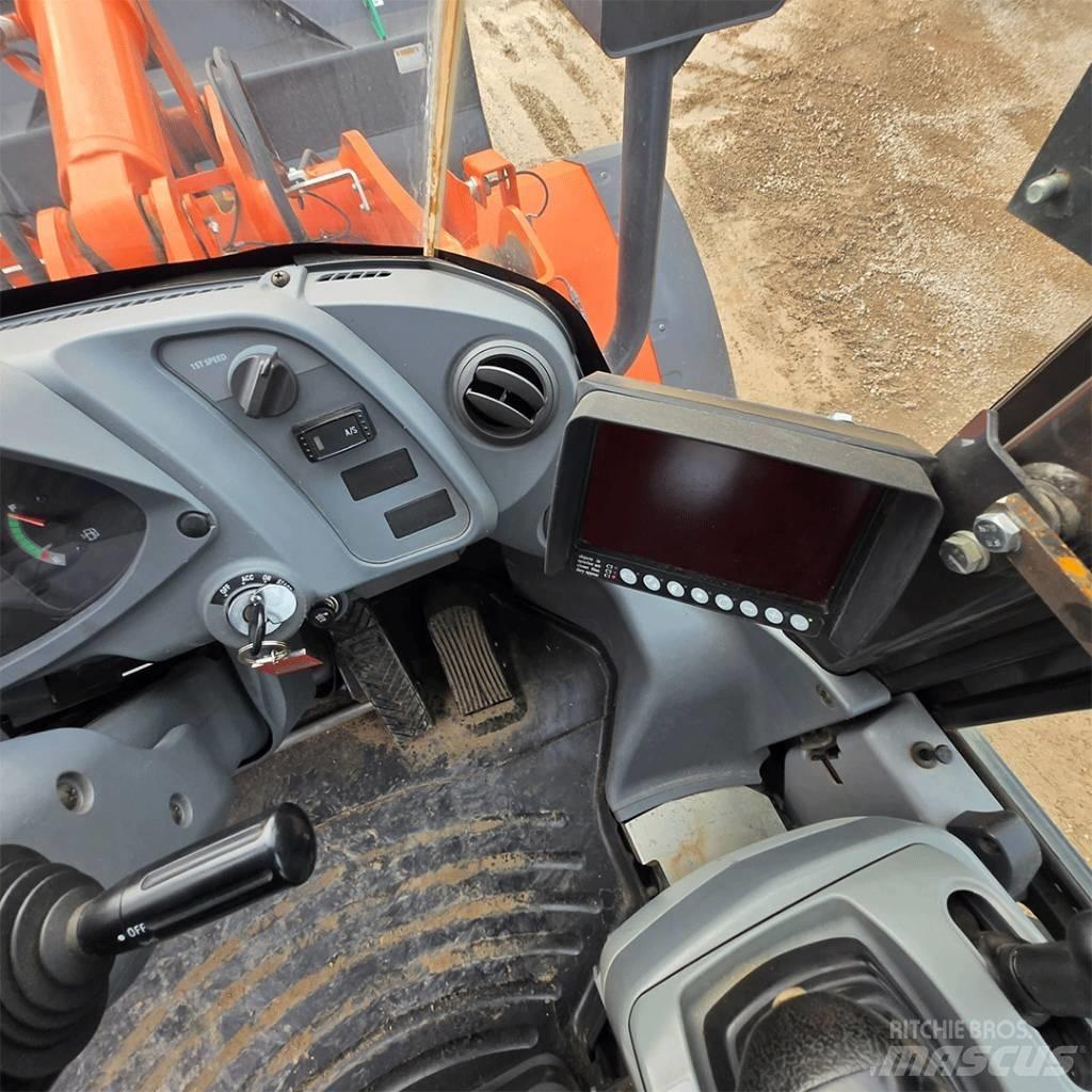 Hitachi ZW150-6 Læssemaskiner på hjul