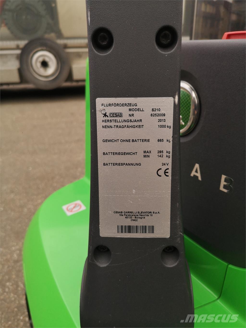 Cesab S210 Selvkørende stablere