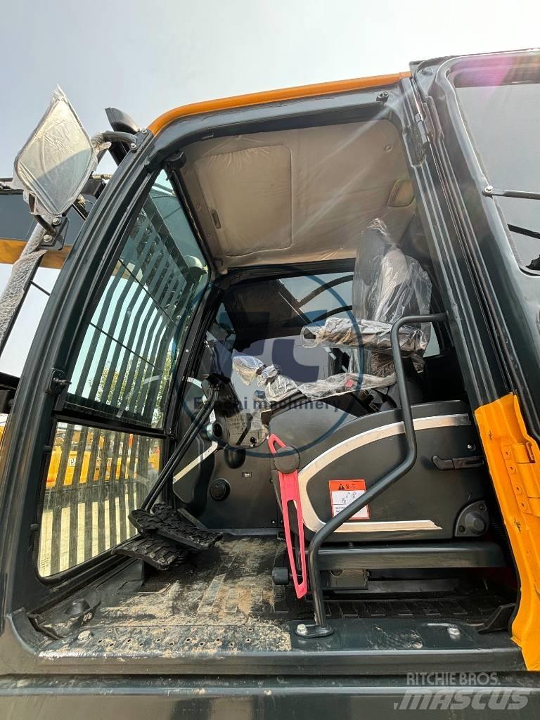 Hyundai 220LC Midi-gravemaskiner 7t - 12t