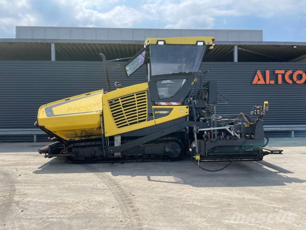Bomag BF 700 C-2 Asfaltudlæggere