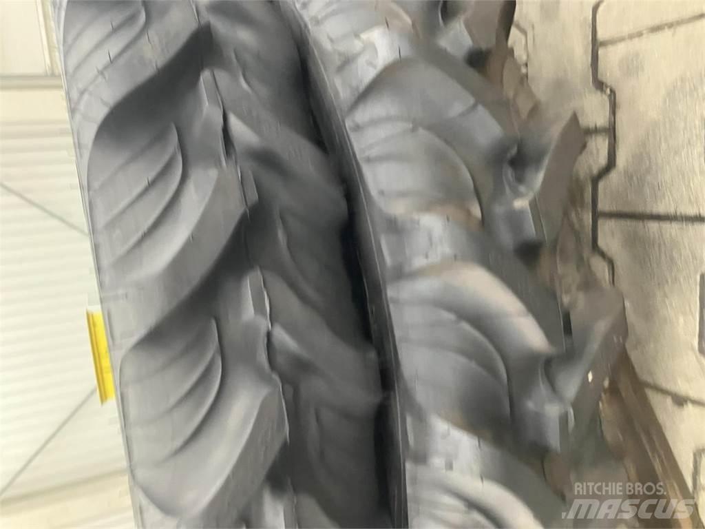 Taurus 230/95R36 Hjul, Dæk og Fælge