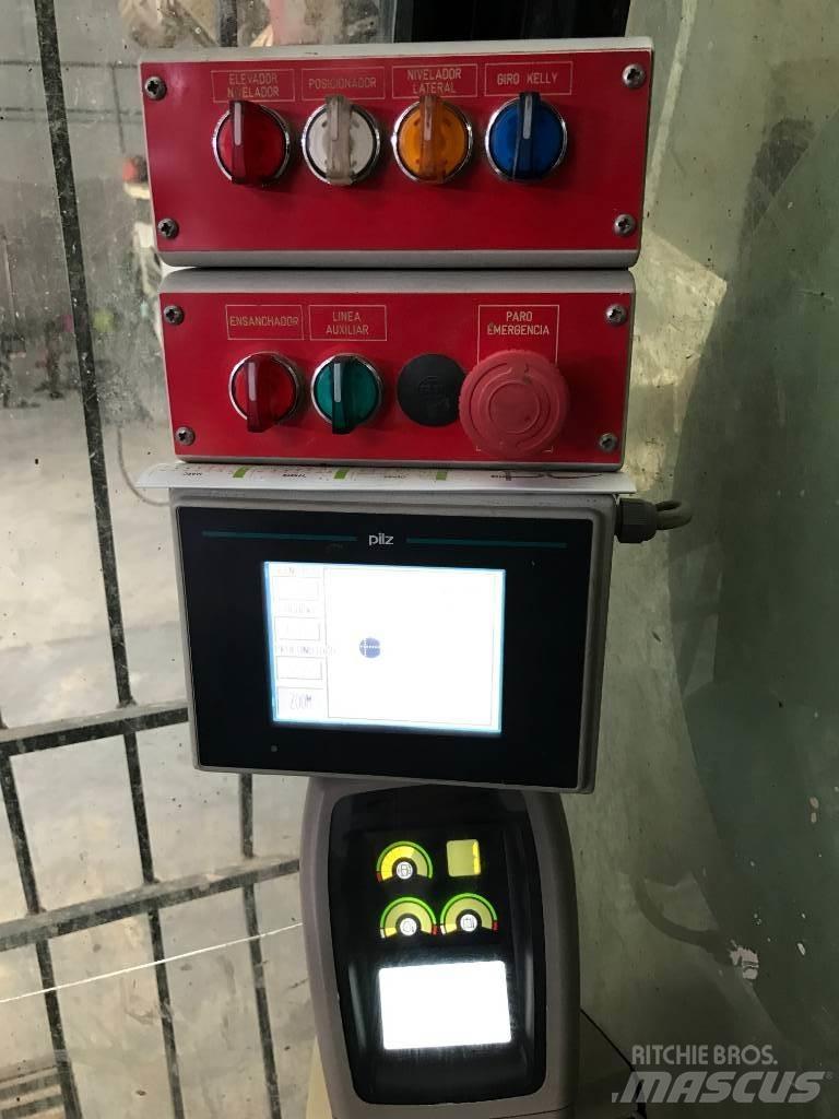 CAT 330 C Gravemaskiner på larvebånd
