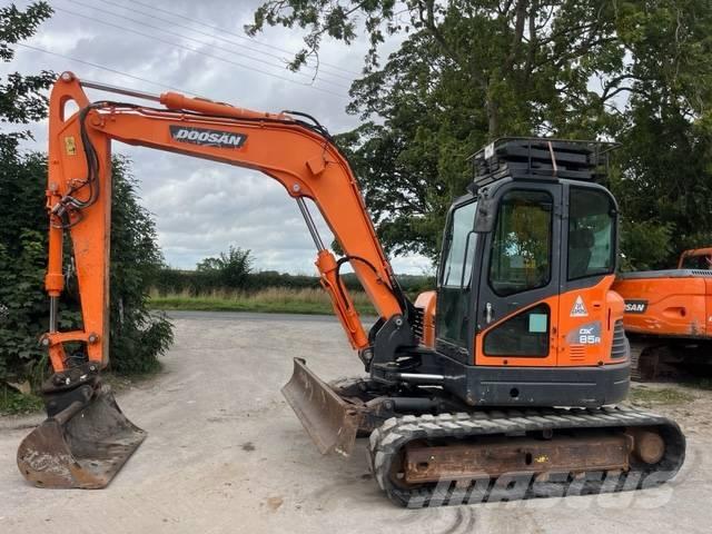 Doosan DX 85 R-3 Midi-gravemaskiner 7t - 12t