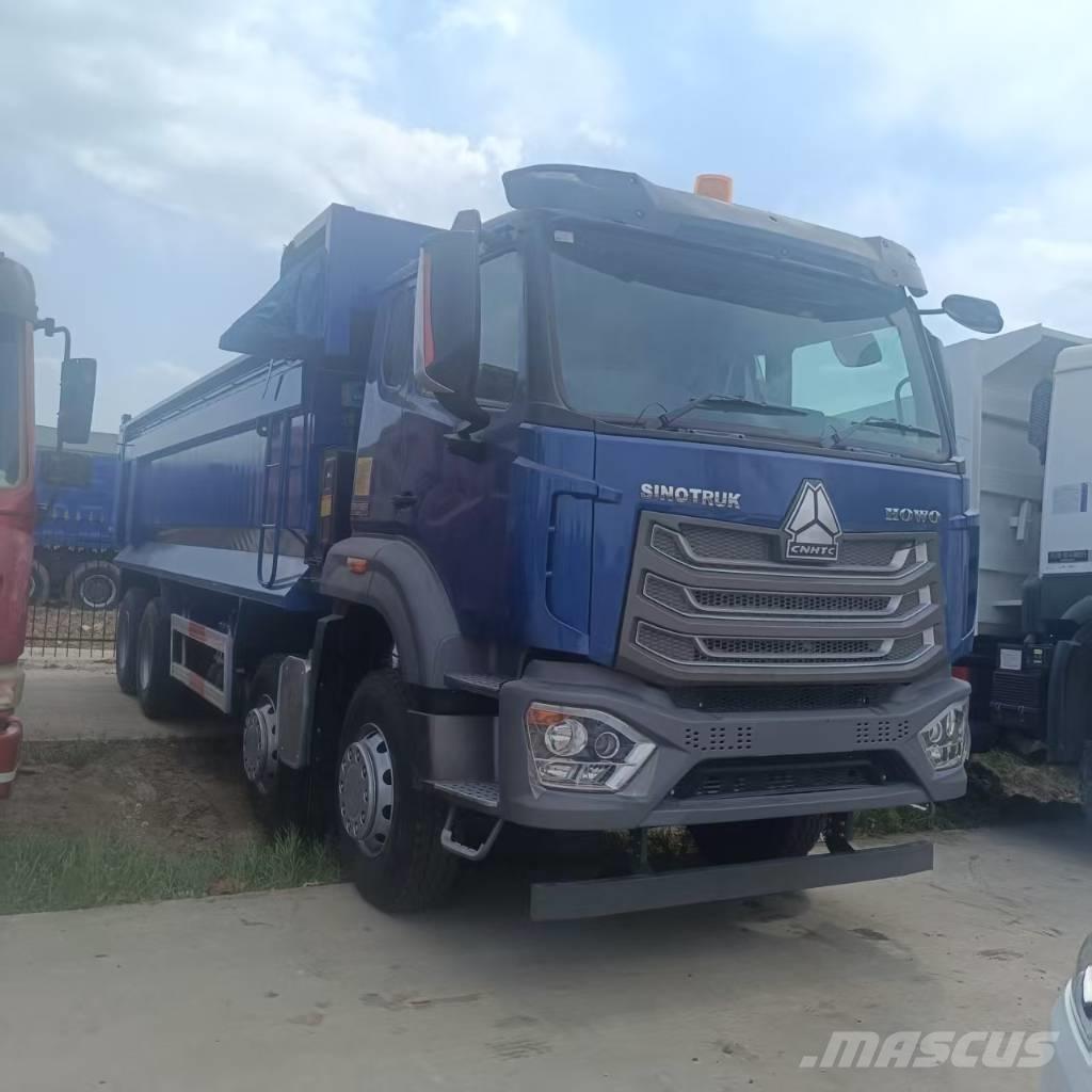 Sinotruk HOWO NX Lastbiler med tip
