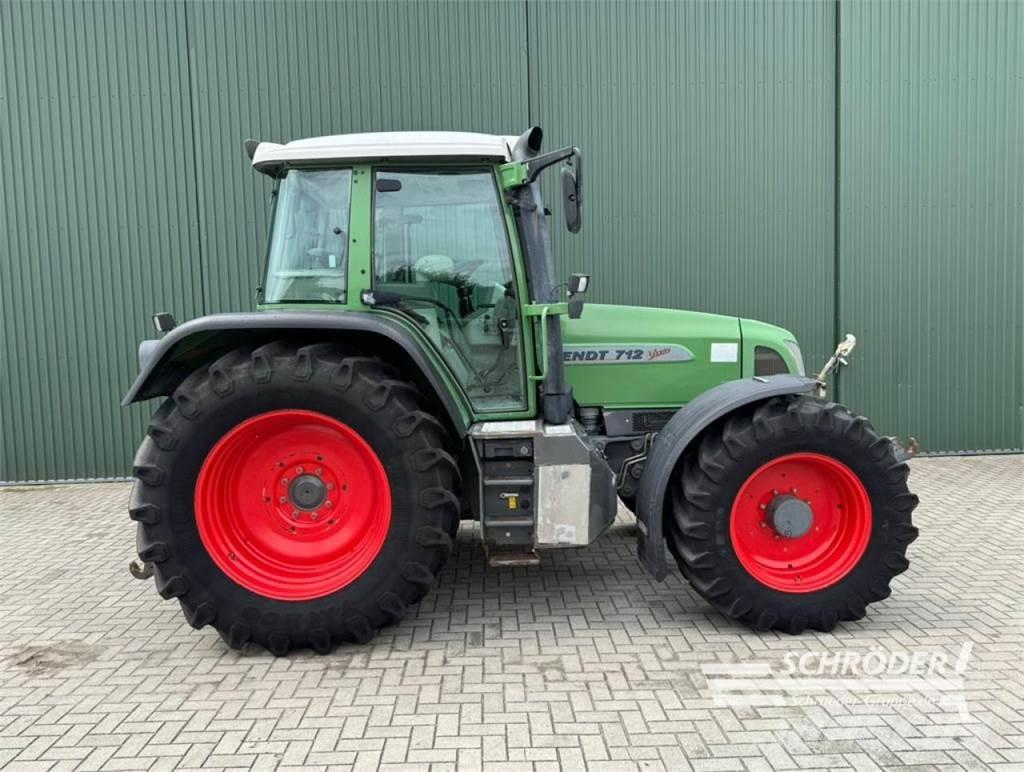 Fendt 712 VARIO Traktorer