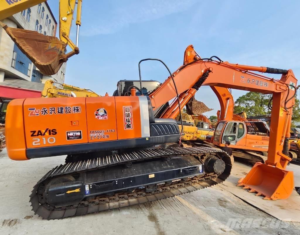 Hitachi ZX 210 Gravemaskiner på larvebånd