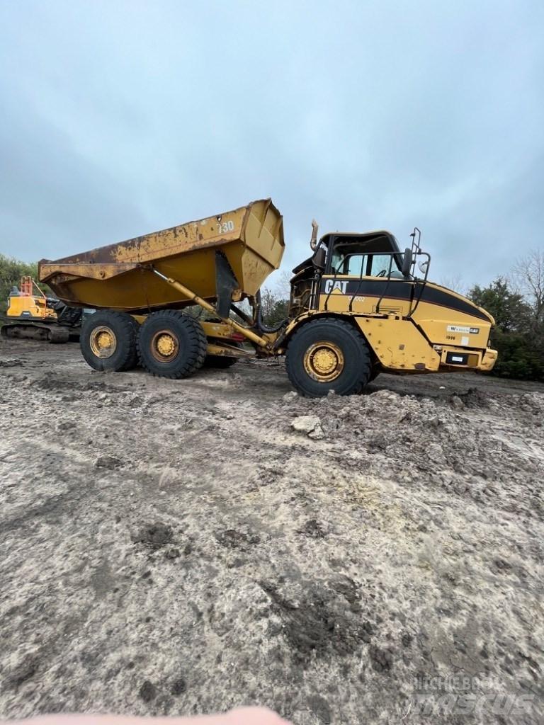 CAT 730 Terrængående lastbiler