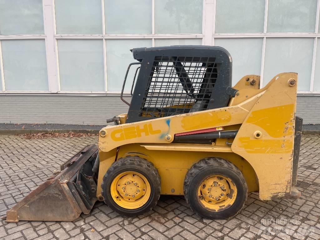 Gehl 3840 E     2015 Minilæsser - skridstyret