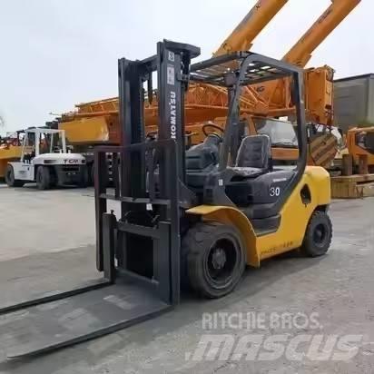 Komatsu 30 Diesel gaffeltrucks