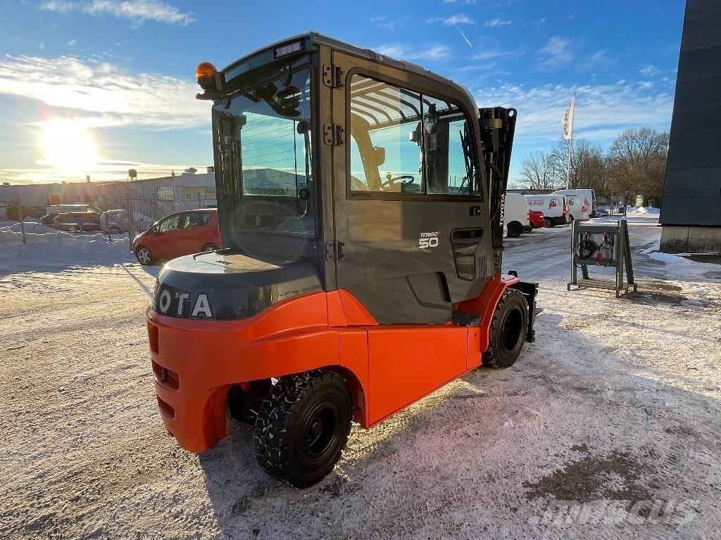 Toyota 8FBMT50 El gaffeltrucks