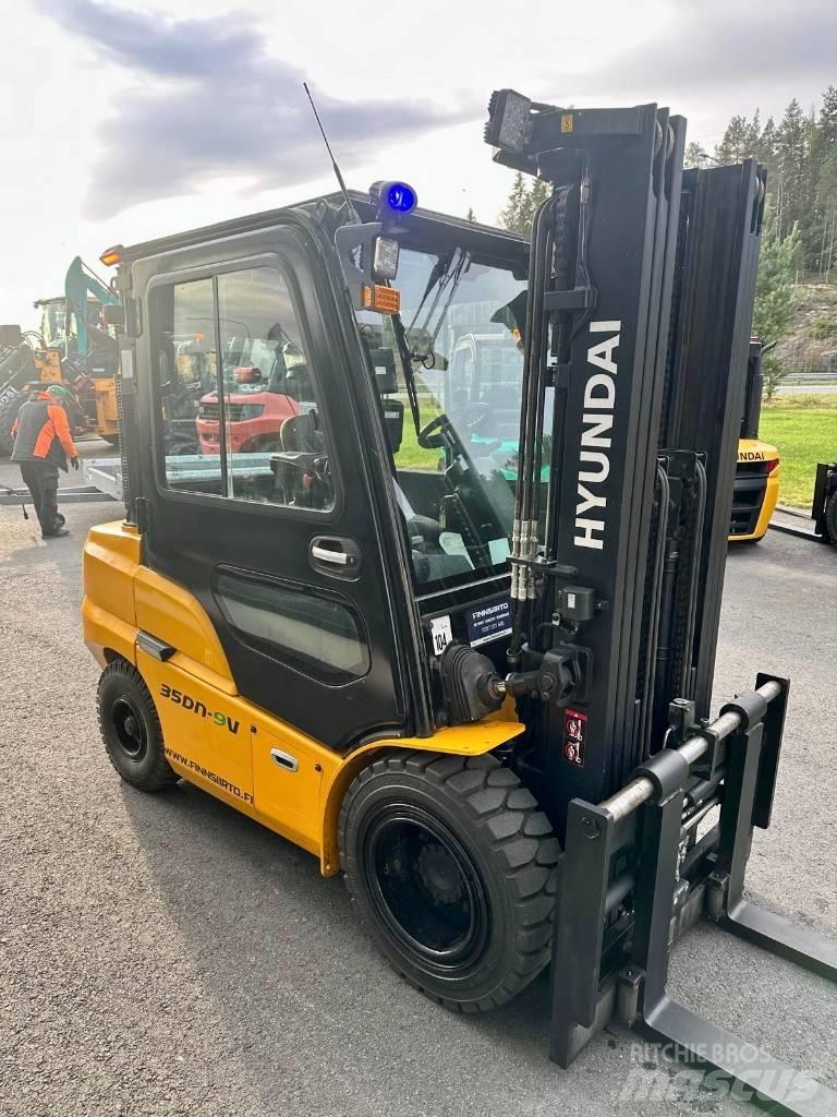 Hyundai 35DN-9V Diesel gaffeltrucks