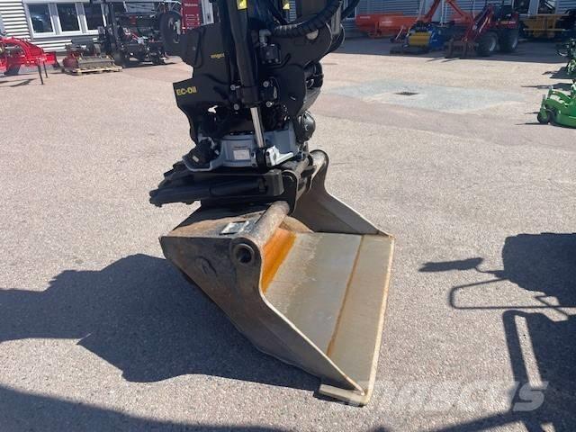 Atlas 185 W Gravemaskiner på hjul