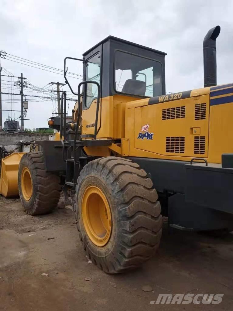 Komatsu WA 320-3 Læssemaskiner på hjul