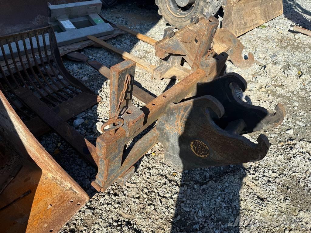 Mecalac 7 MWR Gravemaskiner på hjul