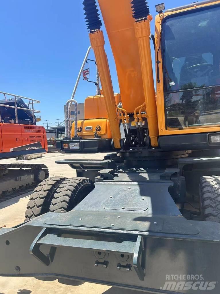 Hyundai R210W-9 Gravemaskiner på hjul