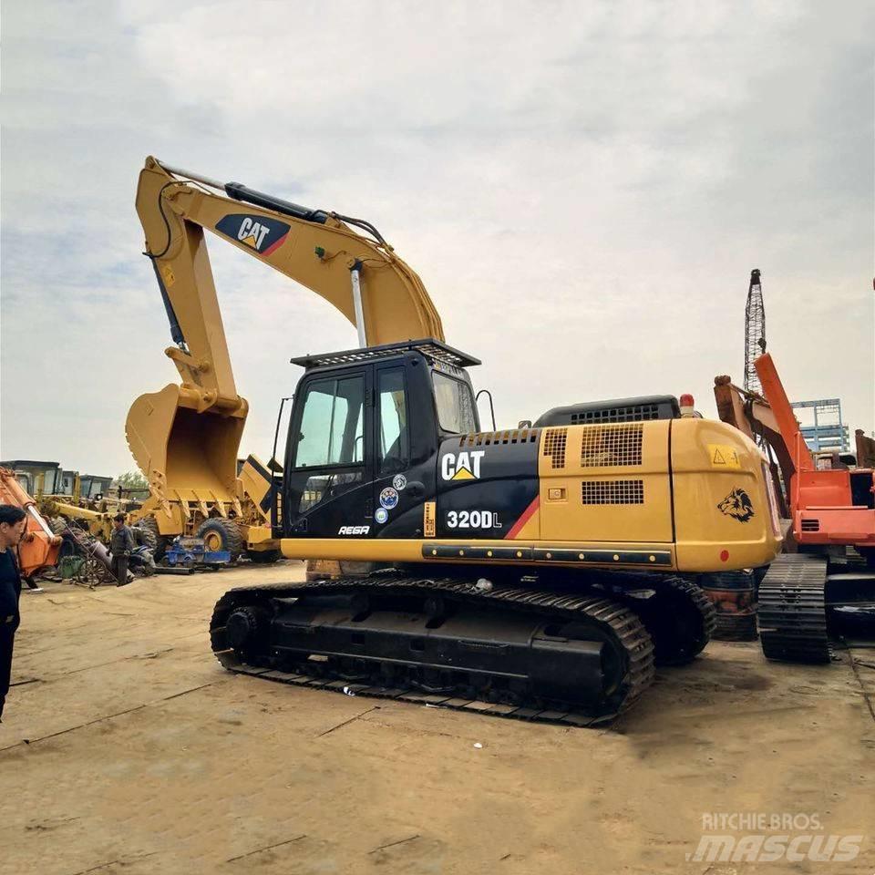 CAT 320D Gravemaskiner på larvebånd