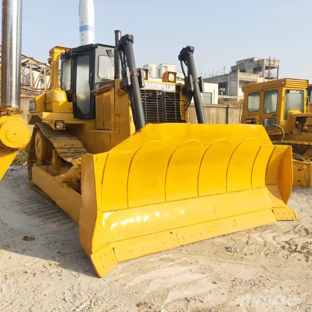 CAT D7H Bulldozer på larvebånd
