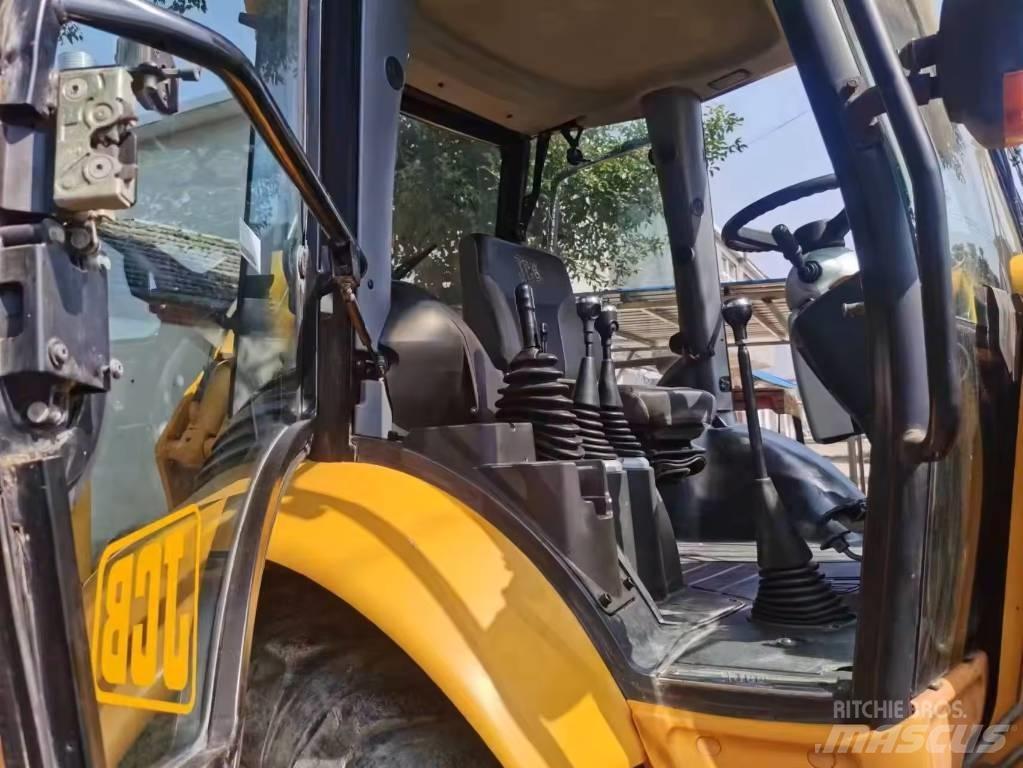 JCB 3 CX Rendegravere