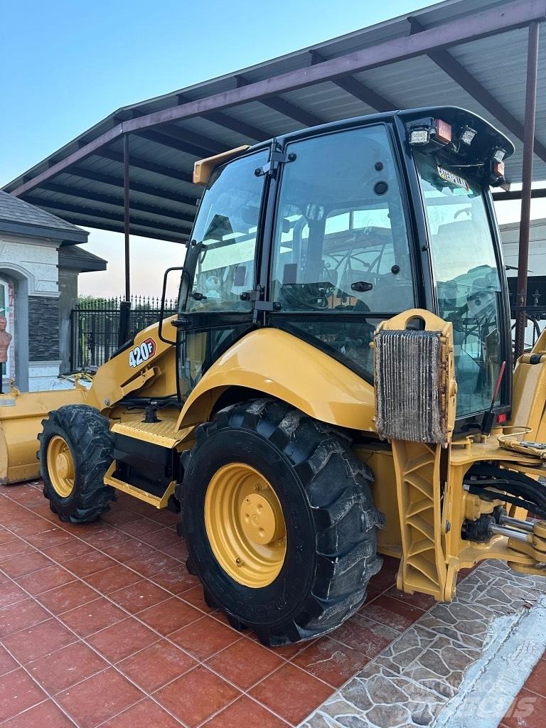 CAT 420 F Rendegravere