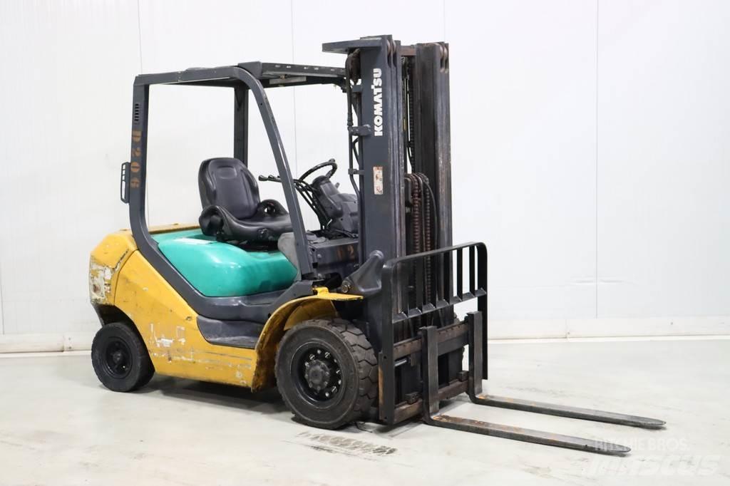 Komatsu FD25T-16 Diesel gaffeltrucks