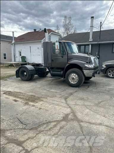 International 4400 Trækkere