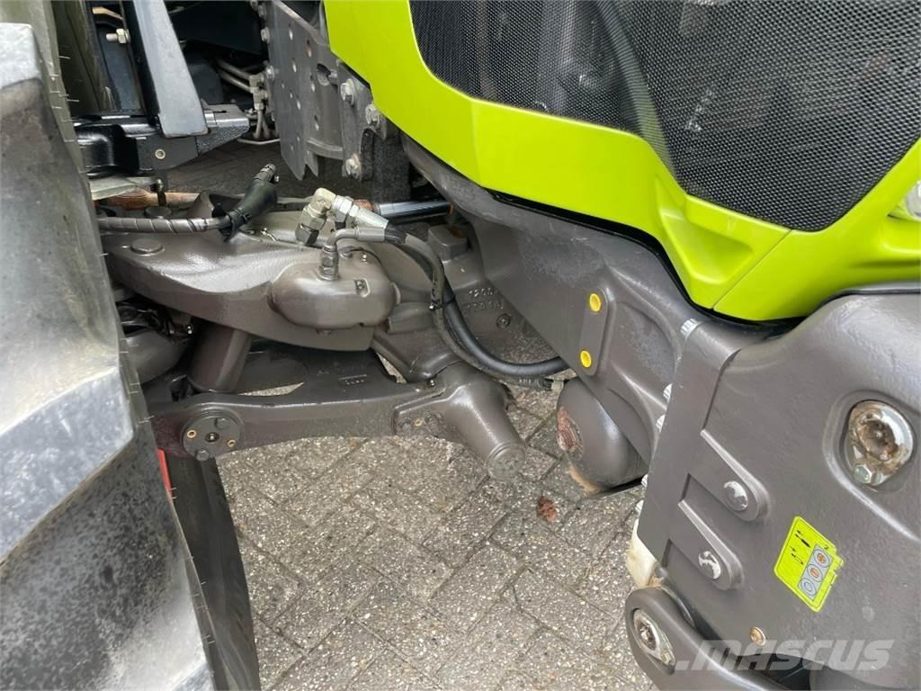 CLAAS Arion 650 Traktorer