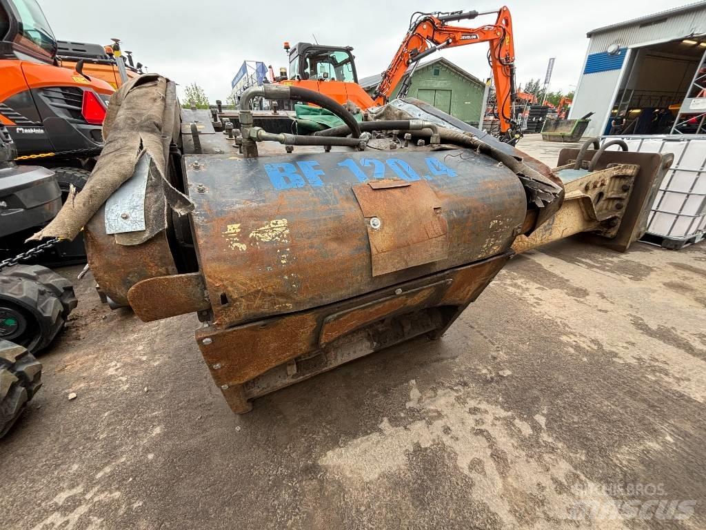 MB Crusher 120 Skærveknusere