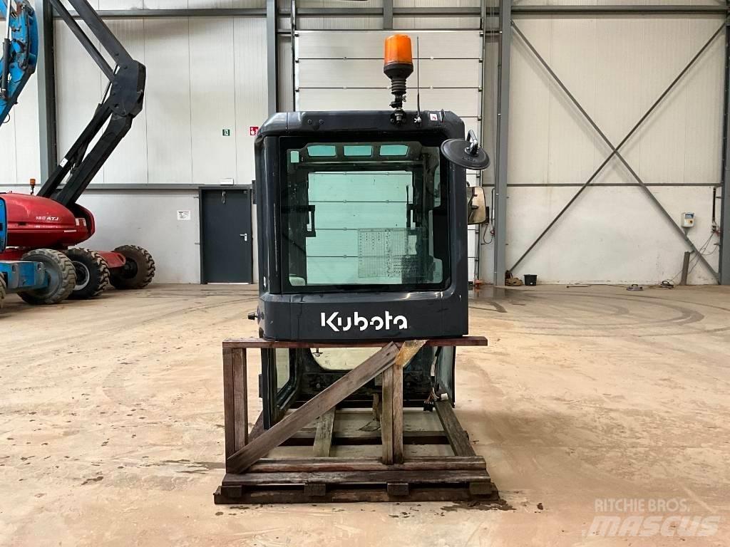 Kubota U 48-4 / U 55-4 Kabiner og interiør