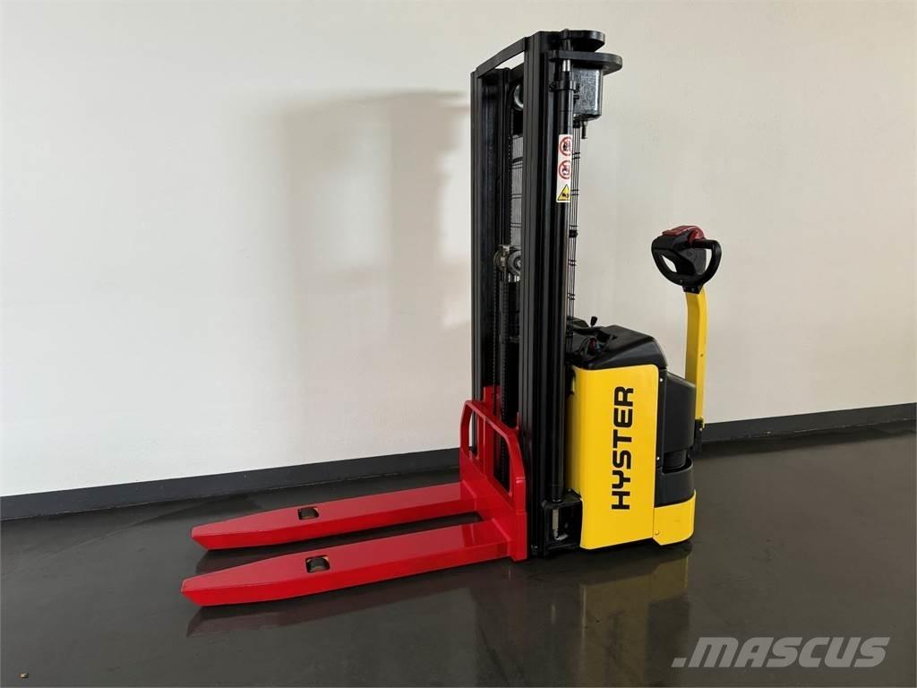 Hyster S1.2 Selvkørende stablere