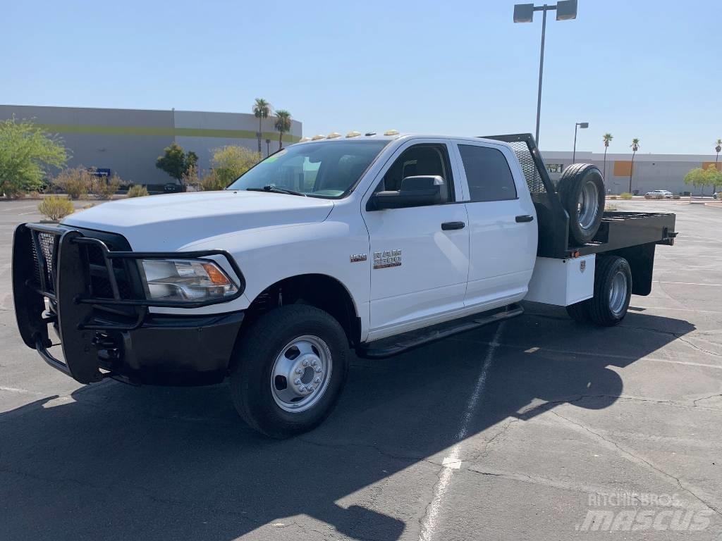 RAM 3500 TRADESMAN Lastbil med lad/Flatbed