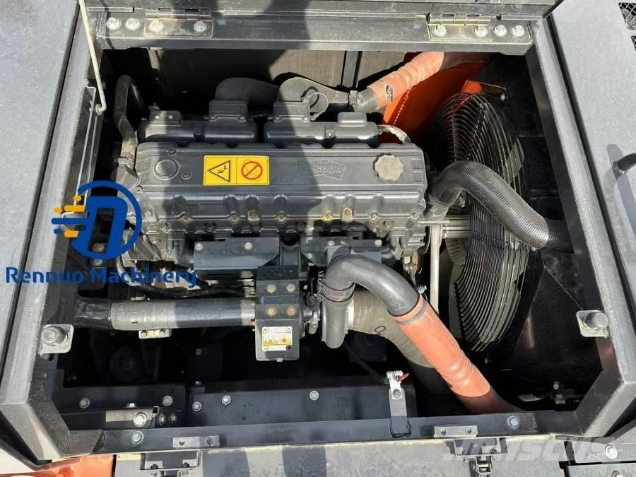 Doosan DX 340 Gravemaskiner på larvebånd