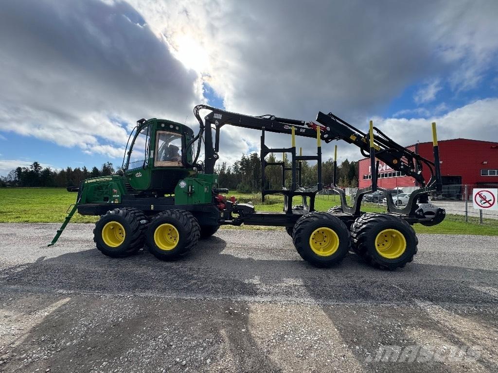 John Deere 810 E Udkørselsmaskiner