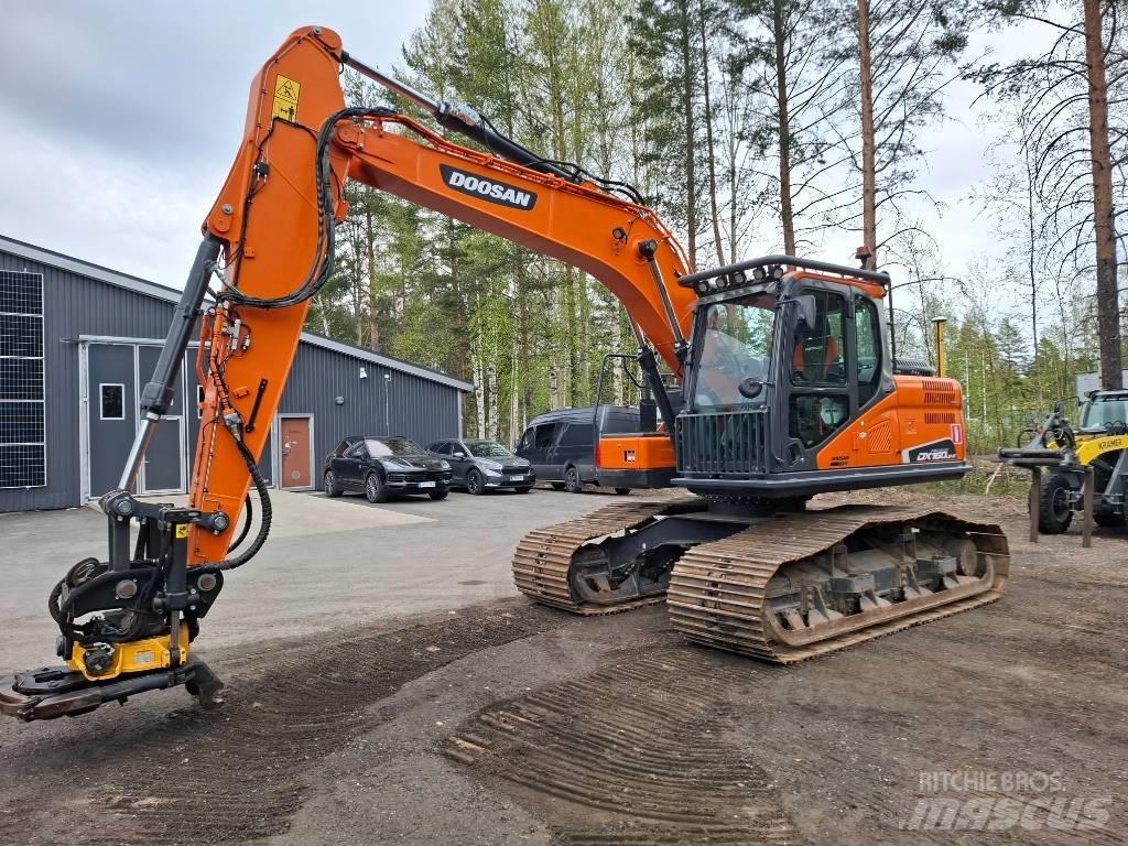 Doosan DX160LC-5 Gravemaskiner på larvebånd