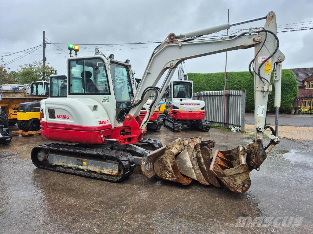Takeuchi TB 250 Minigravemaskiner