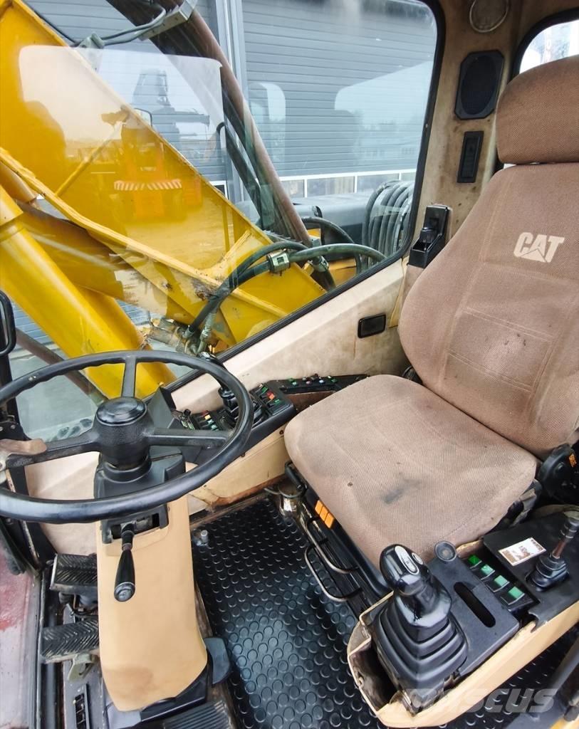 CAT M 315 Gravemaskiner på hjul