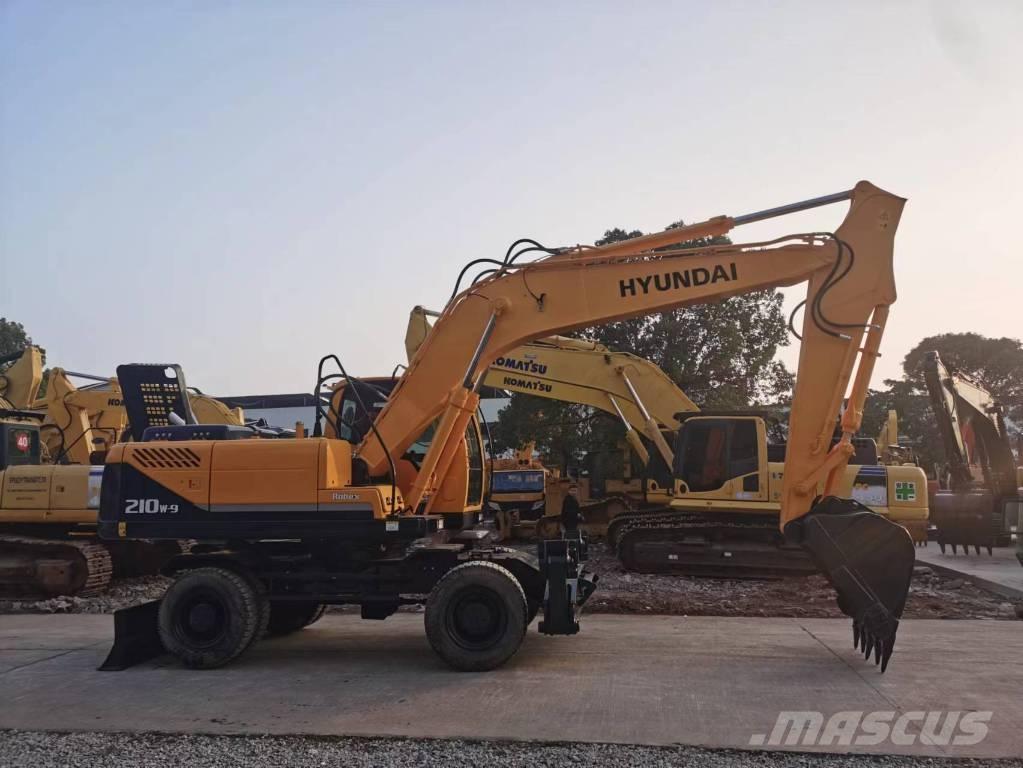 Hyundai R210W-7 Gravemaskiner på hjul