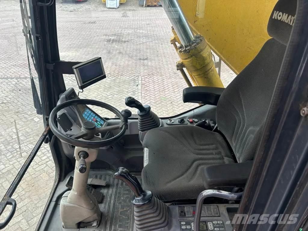 Komatsu PW200 Gravemaskiner på hjul