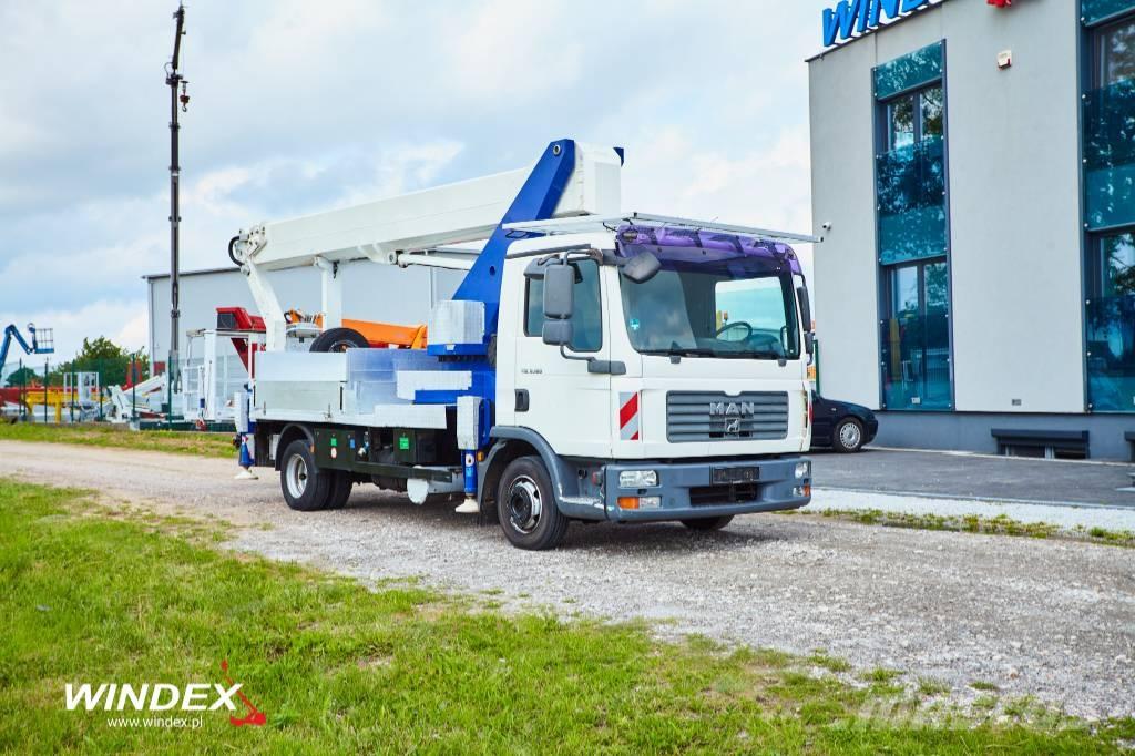 Wumag WT 300 Lastbilmonterede lifte