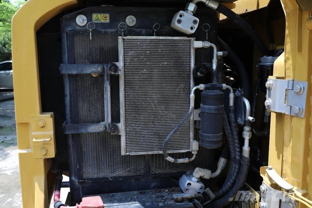 CAT 305.5E2 Minigravemaskiner