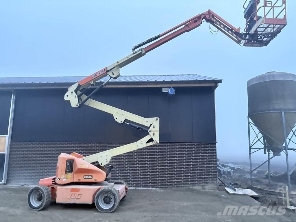 JLG 450aj Bomlifte med knækarm
