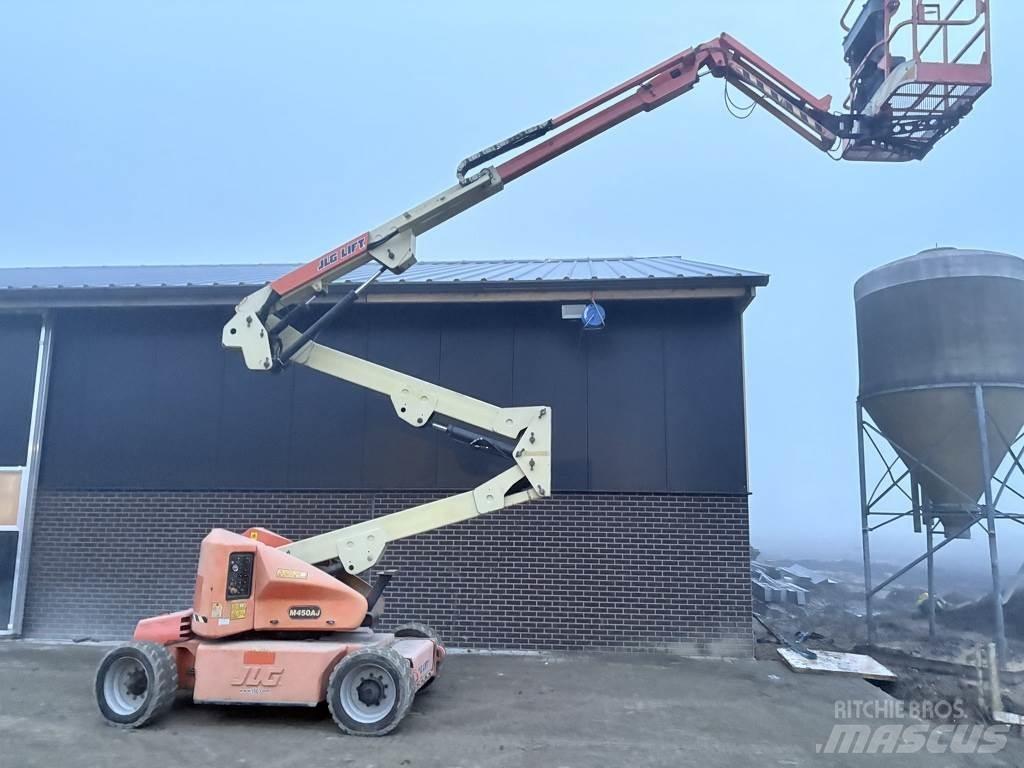 JLG 450aj Bomlifte med knækarm