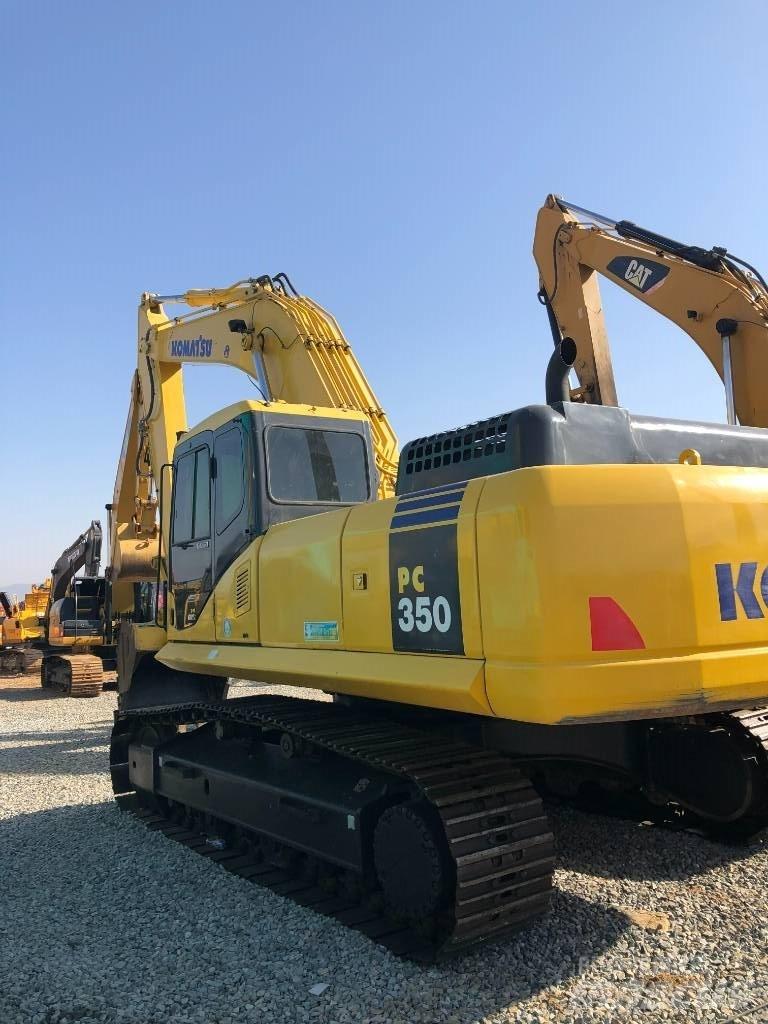 Komatsu 350 Gravemaskiner på larvebånd