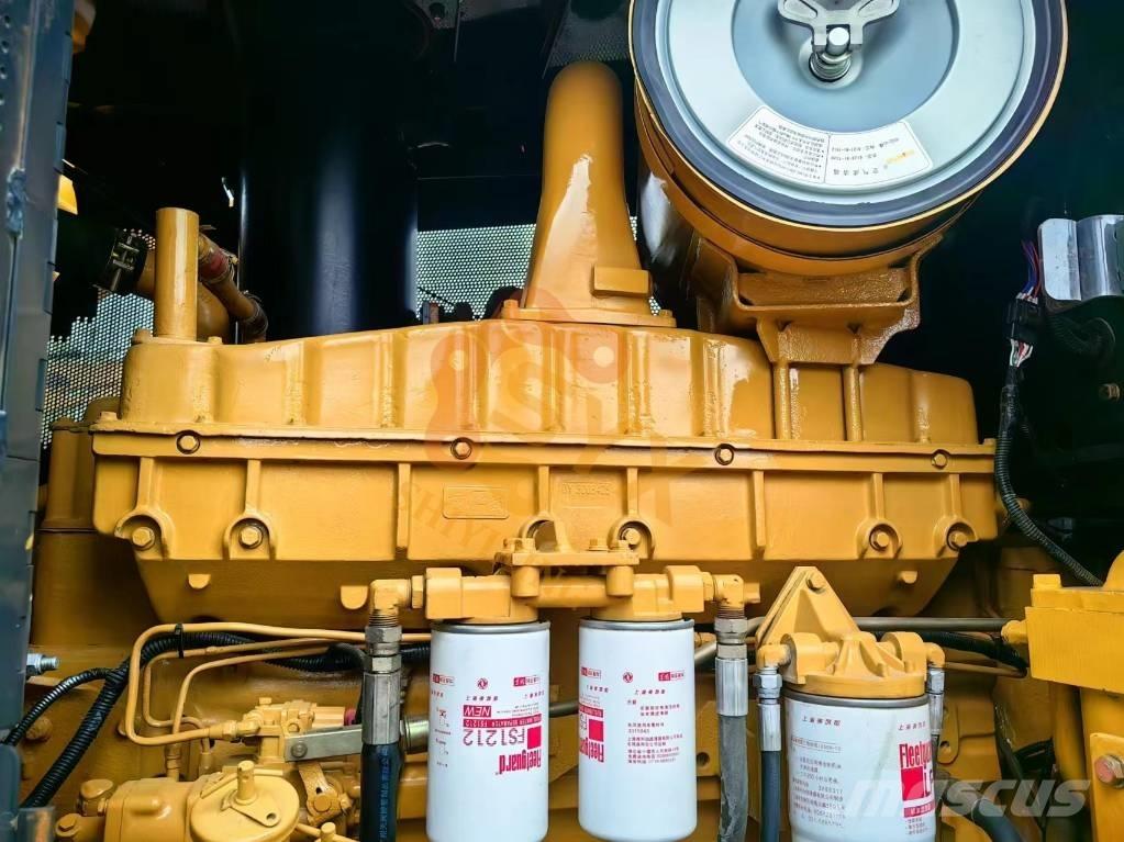 Shantui SD 32 Bulldozer på larvebånd