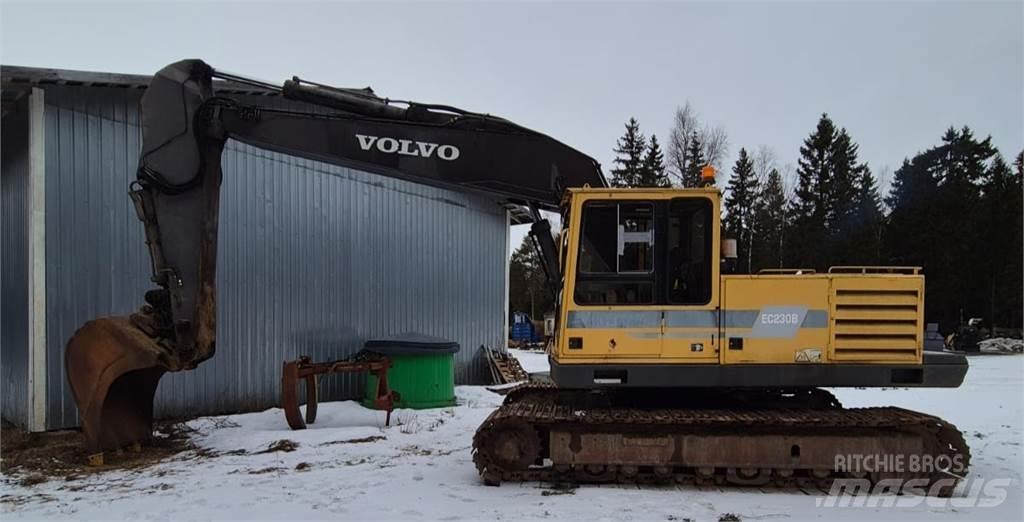 Volvo EC 230B Gravemaskiner på larvebånd