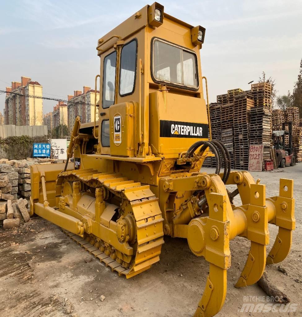 CAT D 6 D Bulldozer på larvebånd